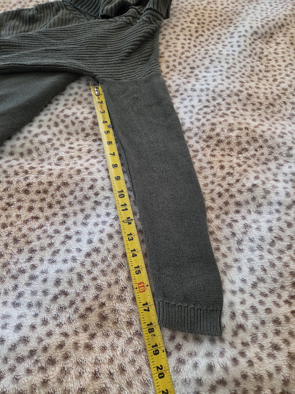 Banana Republic Cable-Knit Turtleneck Sweater - Gray - Picture 8 of 10
